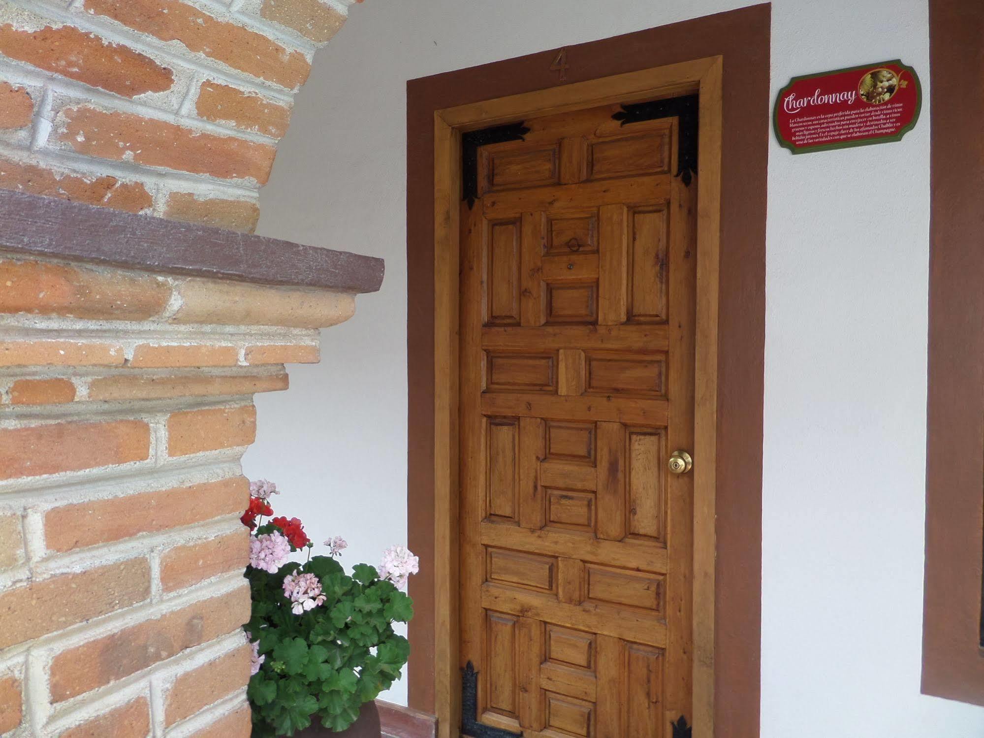 Hotel Casa De Vino Текуискуиапан Екстериор снимка